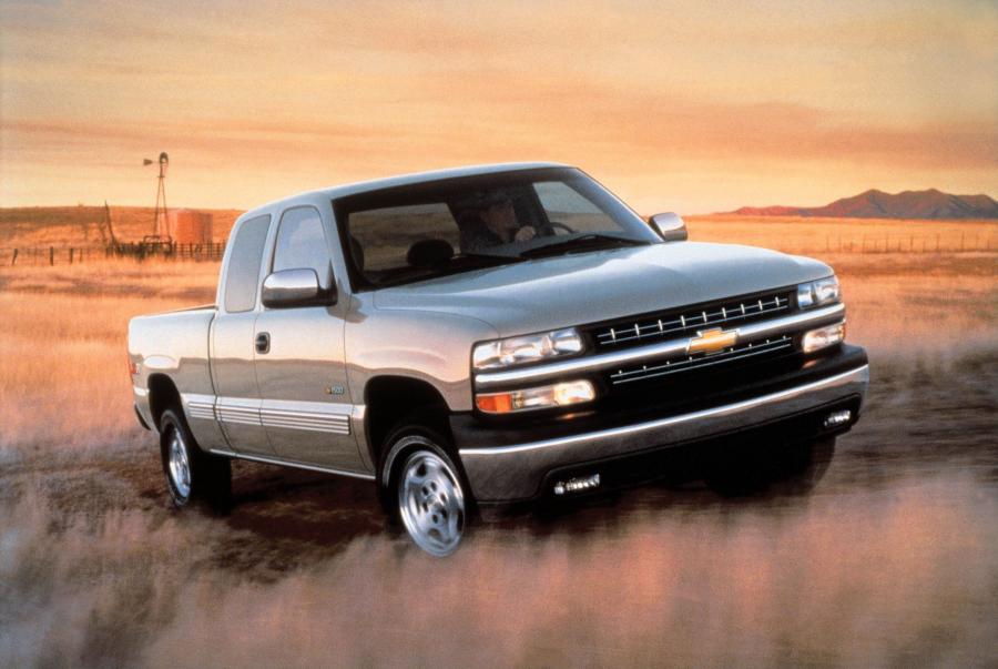  Chevrolet Silverado 1999 года  (фото 7 из 61)